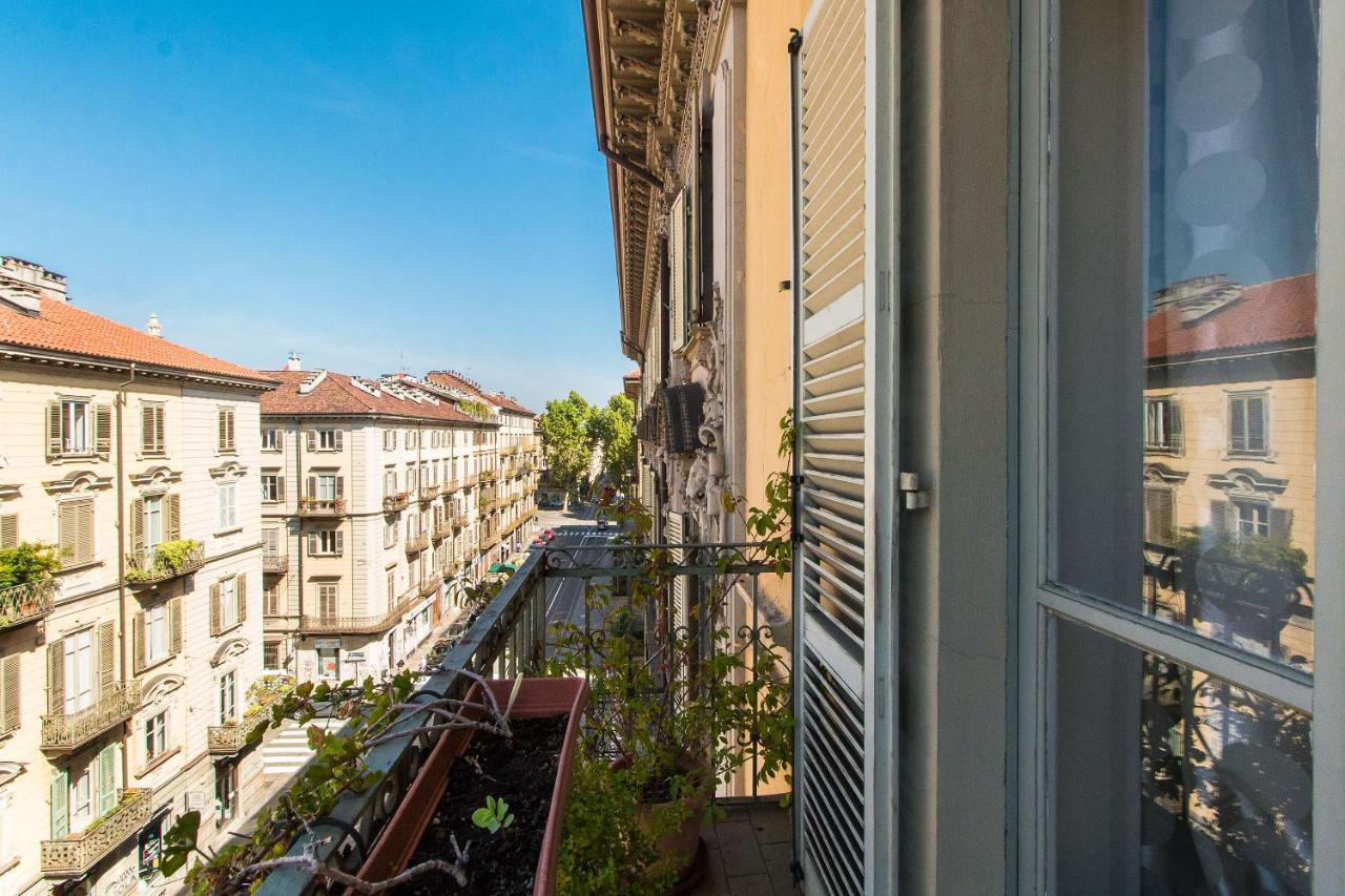 Porta Nuova & Parco Del Valentino Roomy Flat トリノ エクステリア 写真